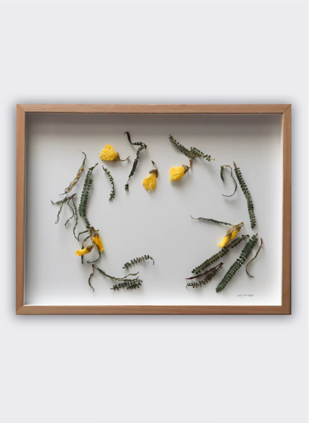 Kowhai wreath 3D Thread Sculpture.