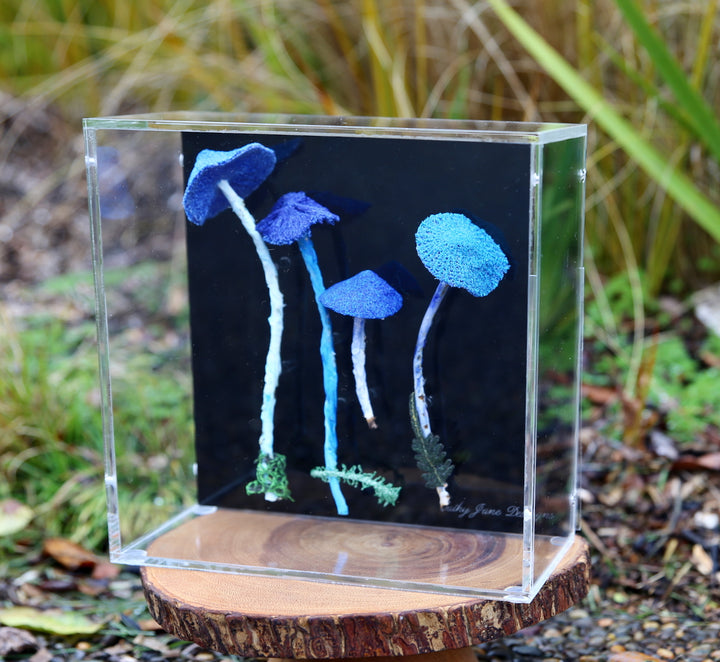 Werewere Kokako Fungi 3D Thread Sculpture #12.