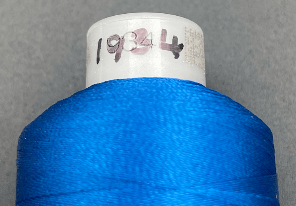 Polyneon 40 - #1934 Royal Blue Madeira